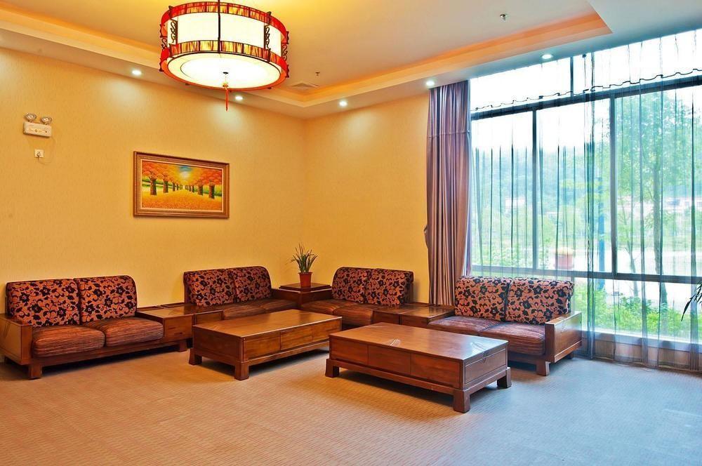 Grand River Resort Hotel Гуанчжоу Экстерьер фото